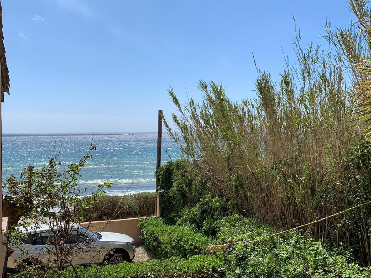 Au Bord De La Mer Cavalaire-sur-Mer Ngoại thất bức ảnh